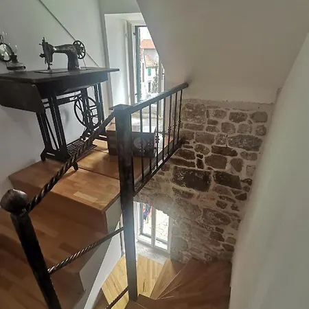 Bepo Collection Apartment Split