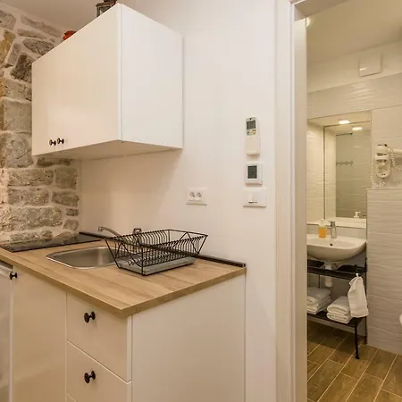 Bepo Collection Apartment Split